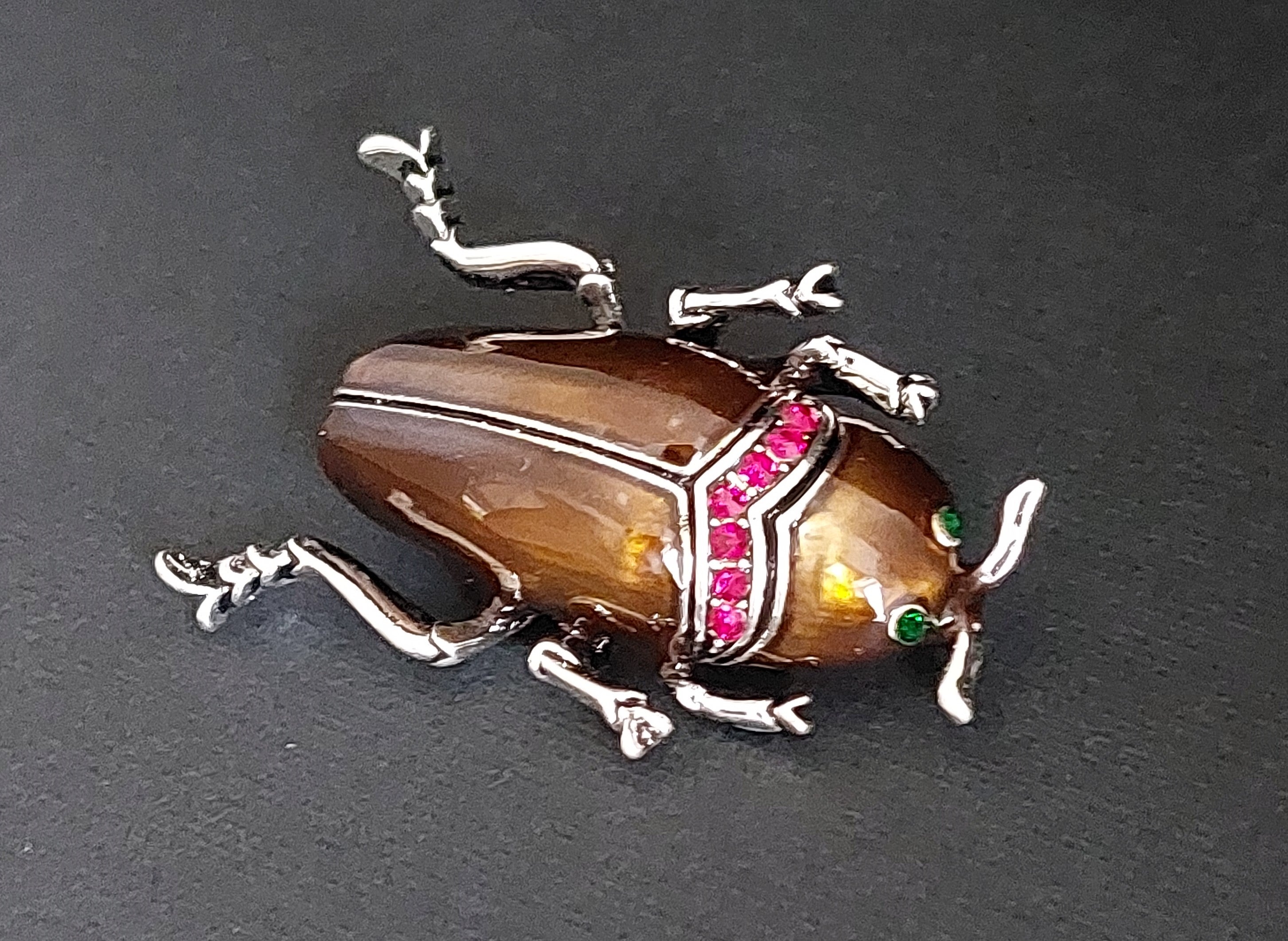 Brosche Käfer